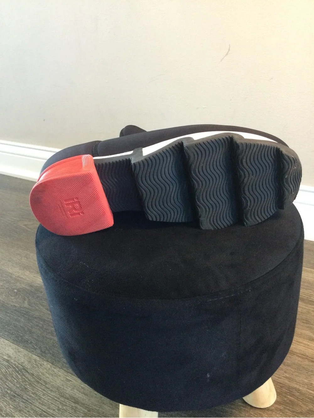 N/A sleek slip